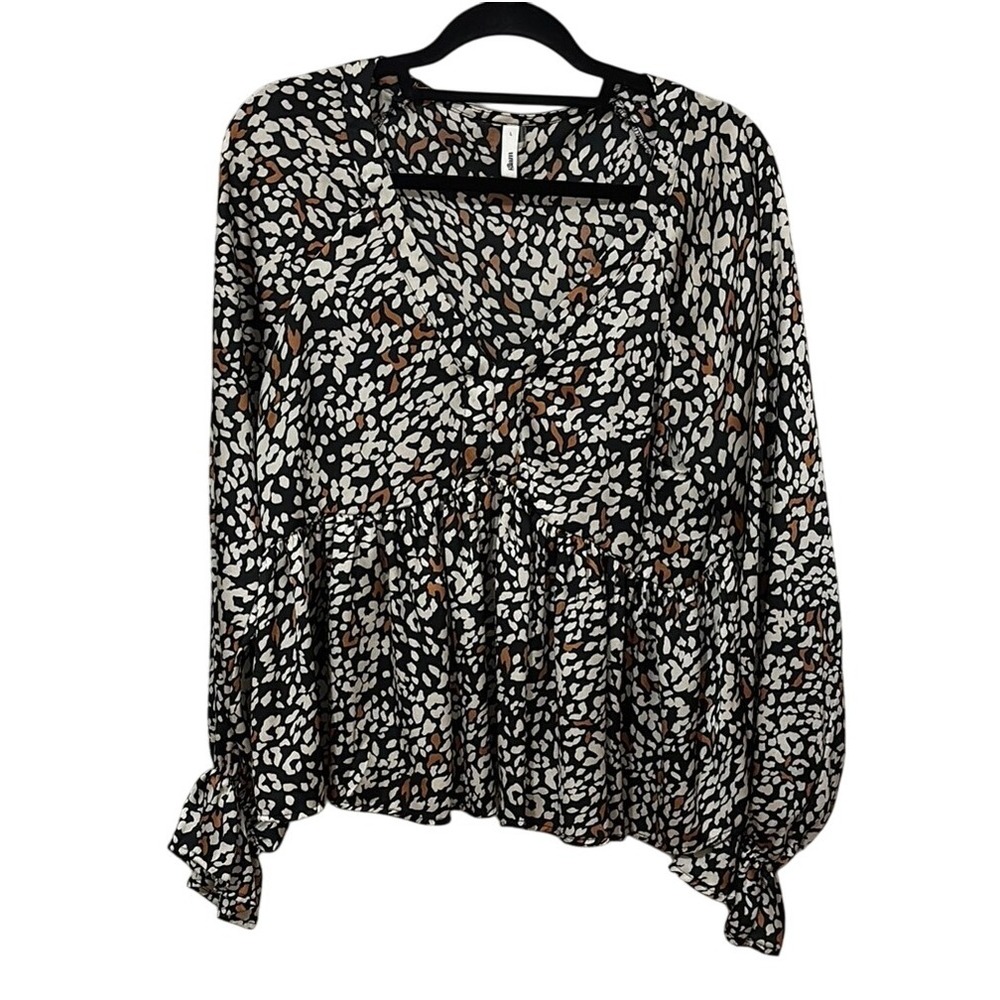 Glam Black and White Ruffled Bishop Sleeve Blouse‎